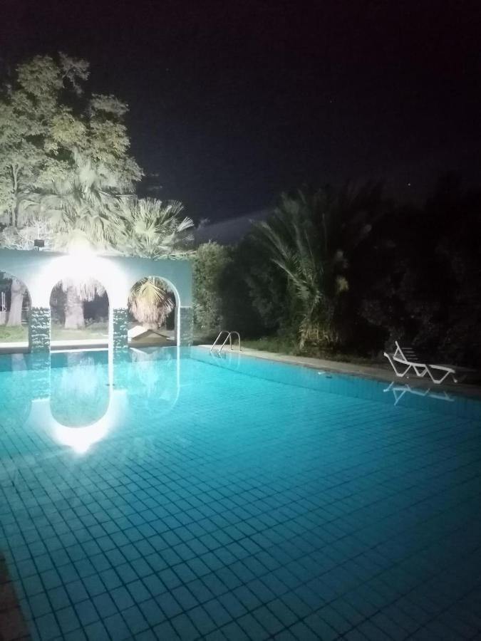 Ευχάριστη Βίλα Στη Χαλκίδα Στην Περιοχή "Αλυκές" Esterno foto